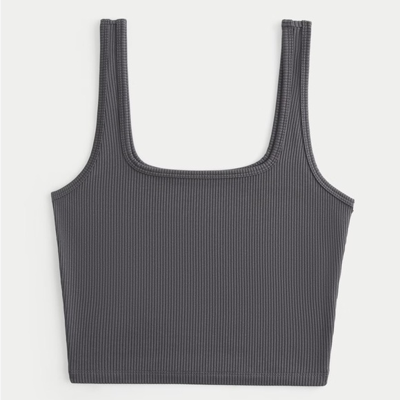 Hollister Tops - Hollister Cropped tank top